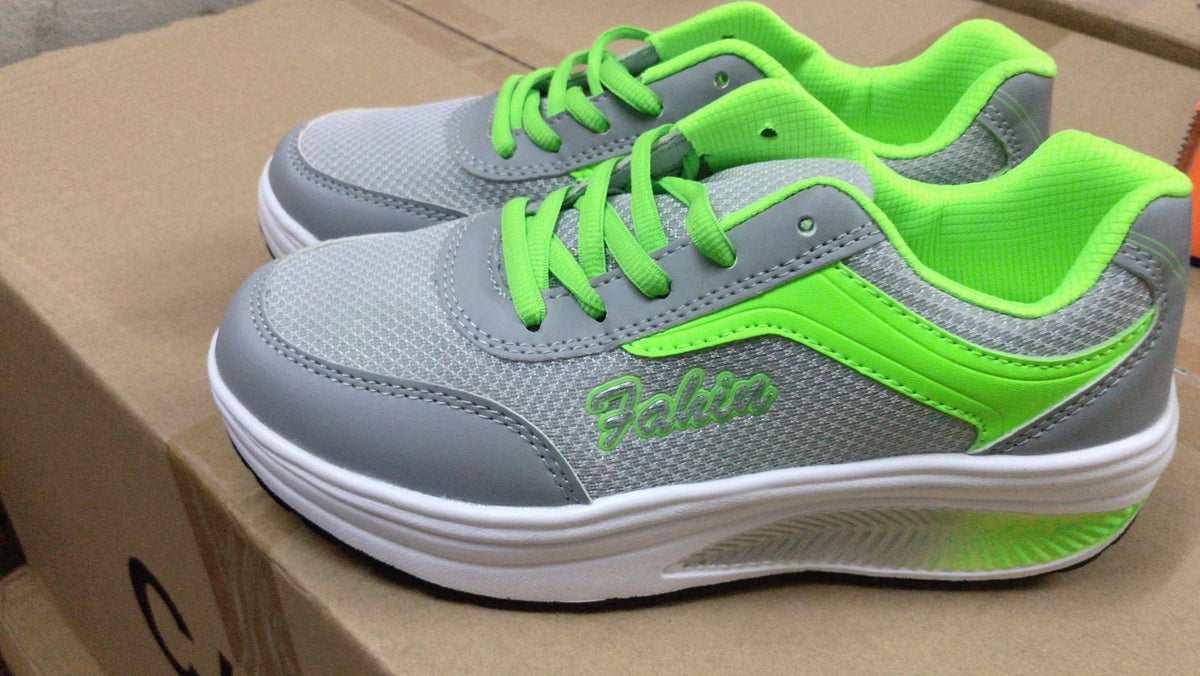 KADIN TARZ SPOR AYAKKABI 107