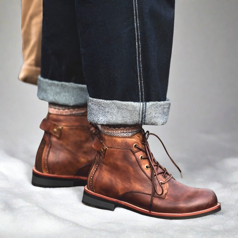 ERKEK TARZ KIŞLIK BOT 111