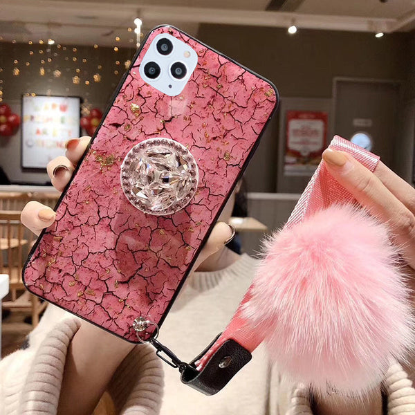 Bellachicha – Saç Şekillendirici ile iPhone Kılıfı