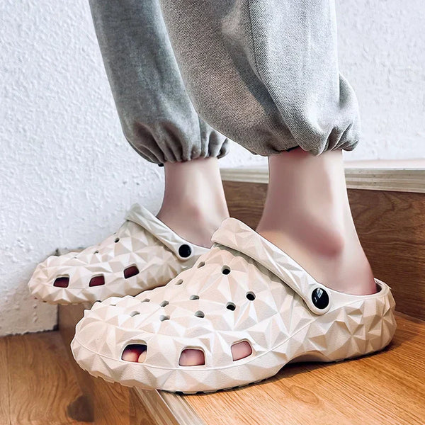 ERKEK TARZ TERLİK 138