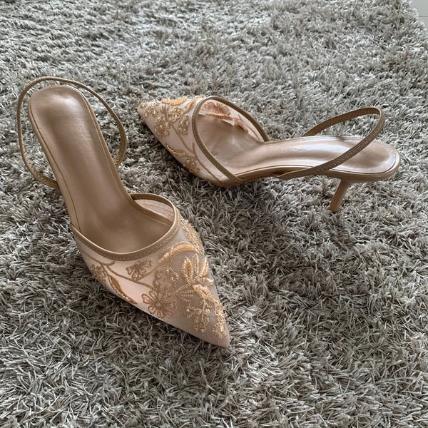 KADIN TARZ TOPUKLU AYAKKABI 227