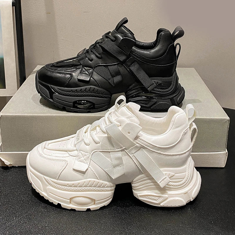 KADIN TARZ SPOR AYAKKABI 133