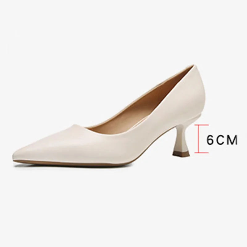 KADIN TARZ TOPUKLU AYAKKABI 165