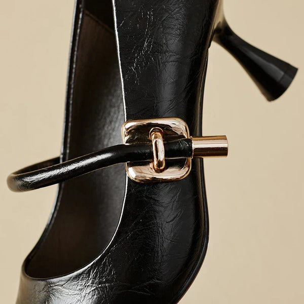 KADIN TARZ TOPUKLU AYAKKABI 113