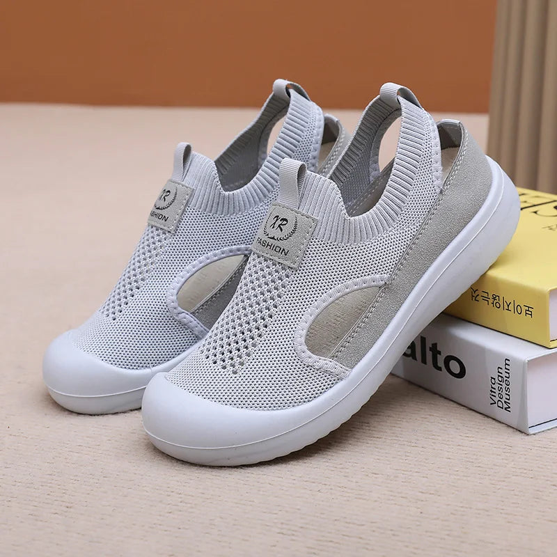 KADIN TARZ SPOR AYAKKABI 225