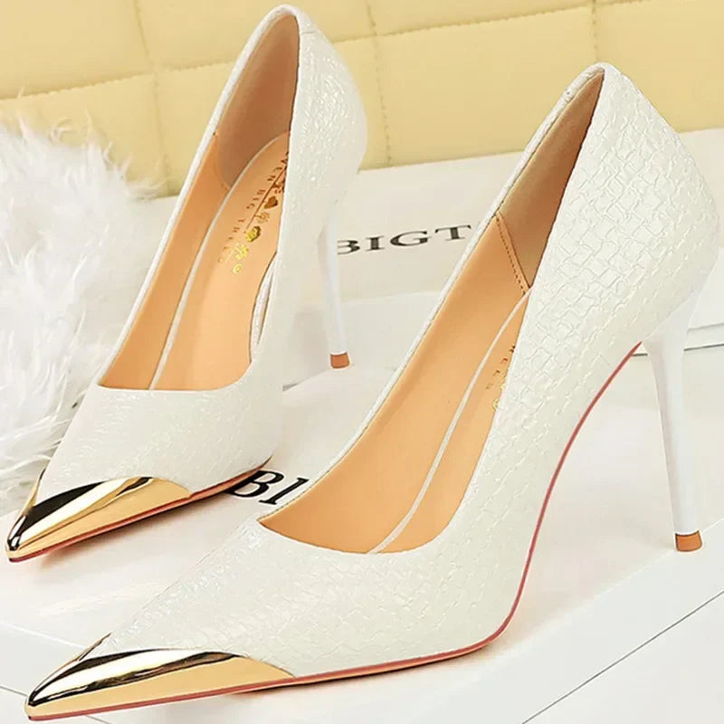 PUMPS237 KADIN TOPUKLU AYAKKABI
