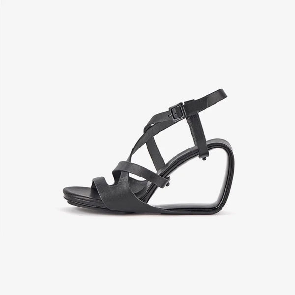 KADIN TARZ TOPUKLU AYAKKABI 273