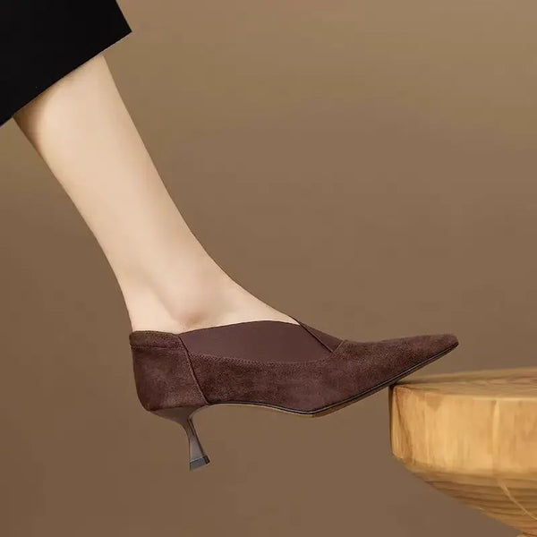 KADIN TARZ TOPUKLU AYAKKABI 181