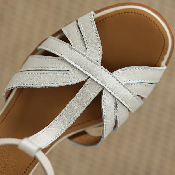 KADIN TARZ TOPUKLU AYAKKABI 267