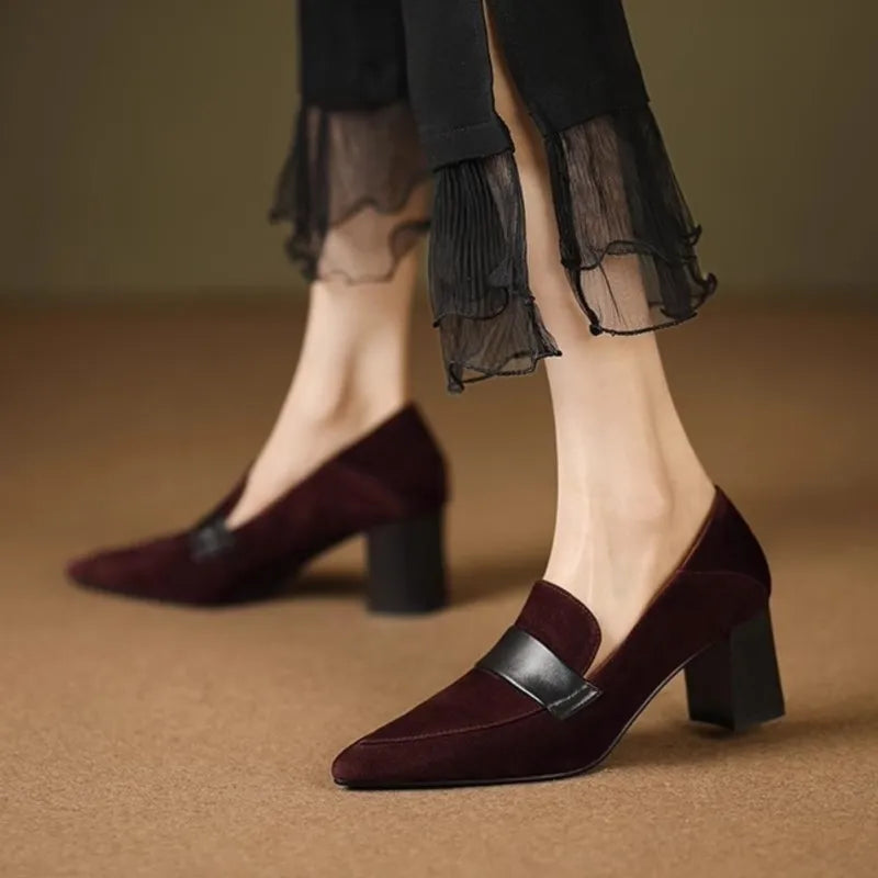 KADIN TARZ TOPUKLU AYAKKABI 183