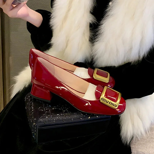 KADIN TARZ TOPUKLU AYAKKABI 150