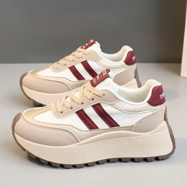 KADIN TARZ SPOR AYAKKABI 138