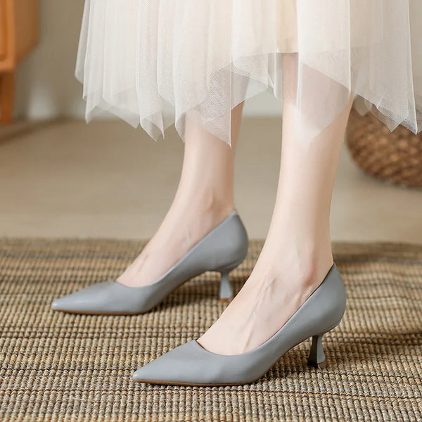 KADIN TARZ TOPUKLU AYAKKABI 165