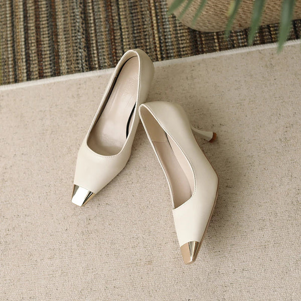 KADIN TARZ TOPUKLU AYAKKABI 175