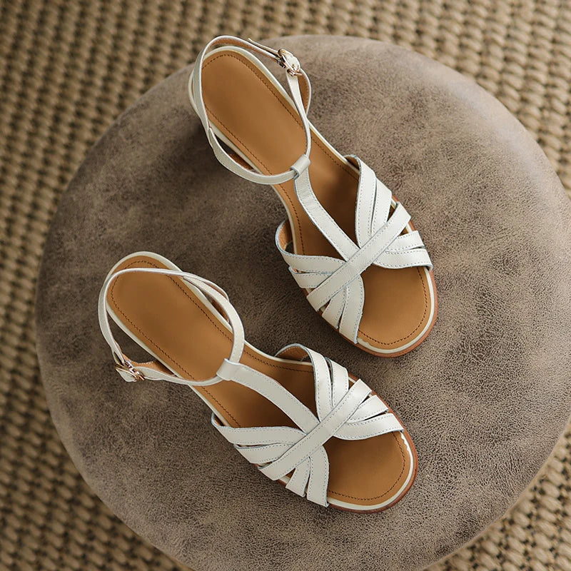 KADIN TARZ TOPUKLU AYAKKABI 267