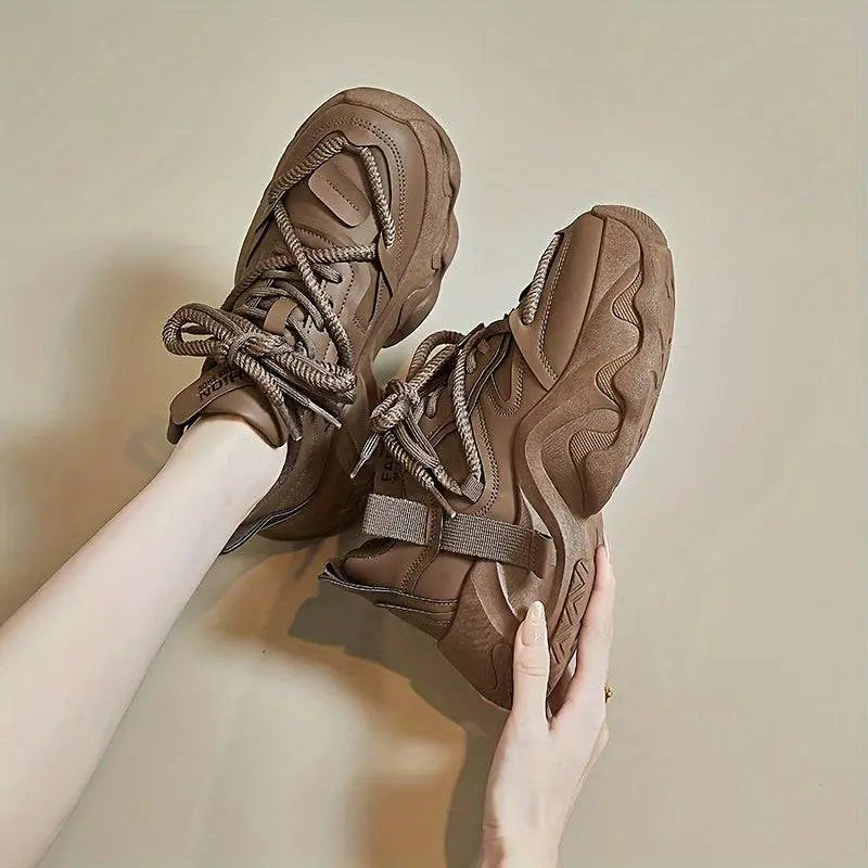 KADIN TARZ SPOR AYAKKABI 209