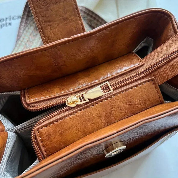 KADIN DERİ ÇANTA 143