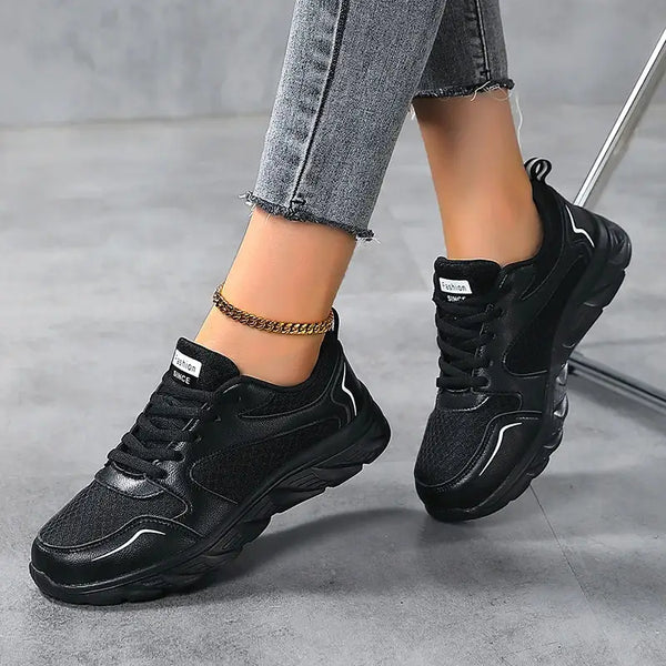 KADIN TARZ SPOR AYAKKABI 150