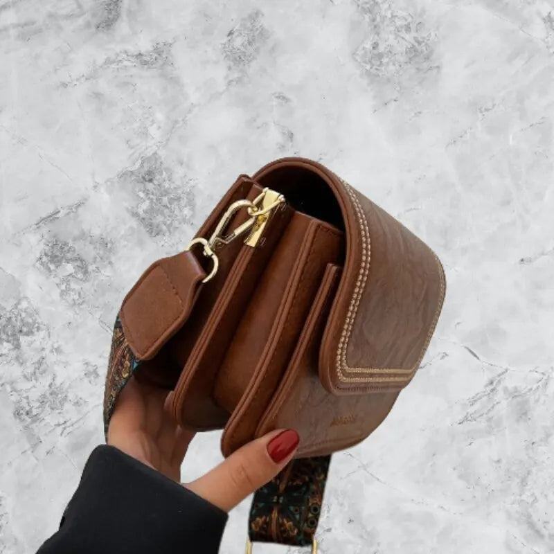 KADIN DERİ ÇANTA 147