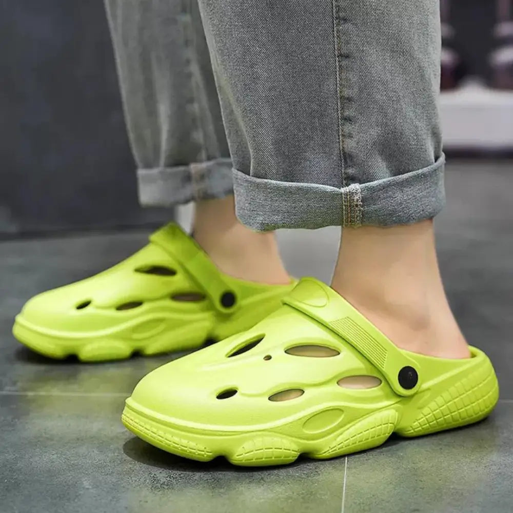 ERKEK TARZ TERLİK 305