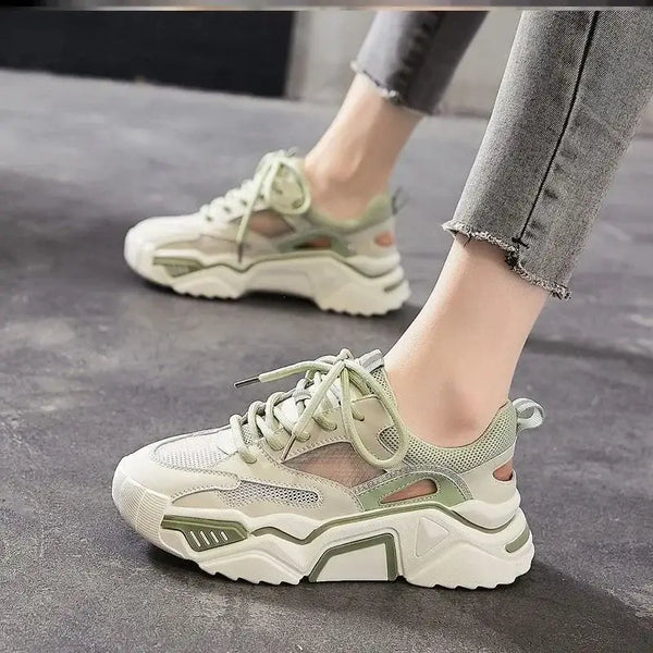 KADIN TARZ SPOR AYAKKABI 196