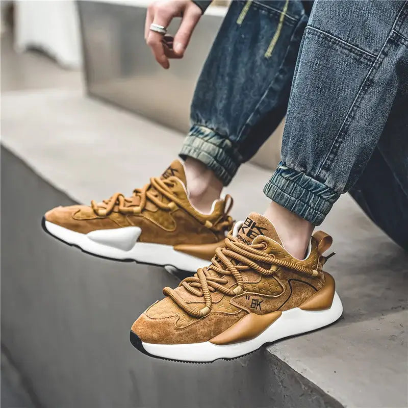 ERKEK SPOR AYAKKABI 561