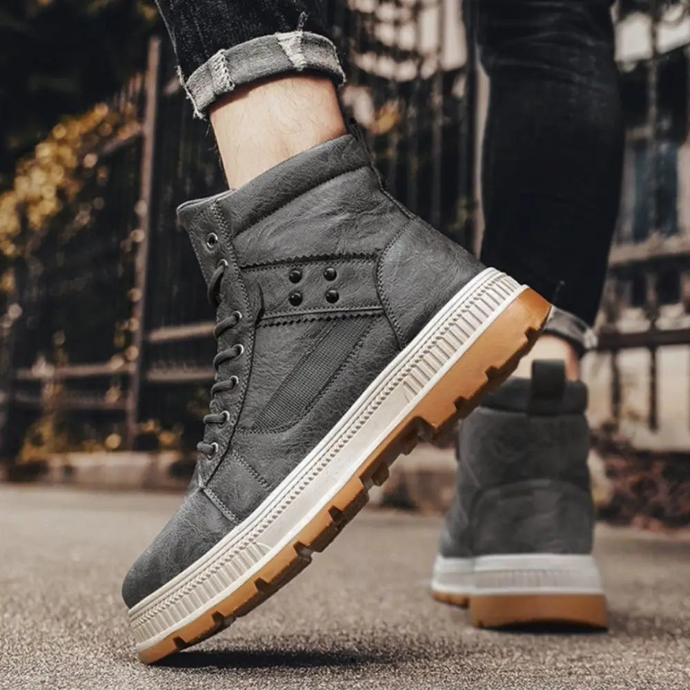 ERKEK TARZ KIŞLIK BOT 122