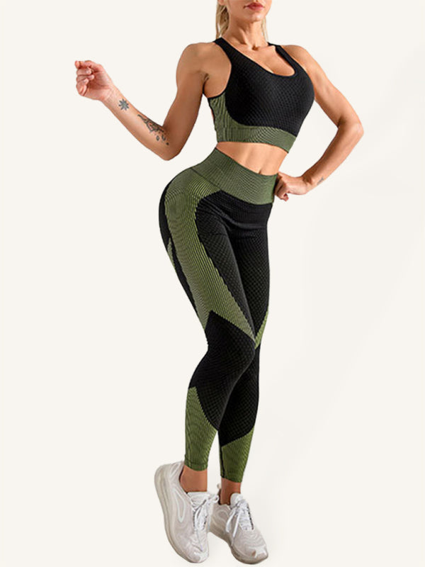 Kadınlar için Yüksek Bel Sıkı Yoga Pantolonu ve Boyun Askılı Yoga Atletinden Oluşan İki Parçalı Set