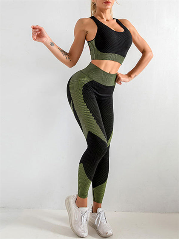 Kadınlar için Yüksek Bel Sıkı Yoga Pantolonu ve Boyun Askılı Yoga Atletinden Oluşan İki Parçalı Set