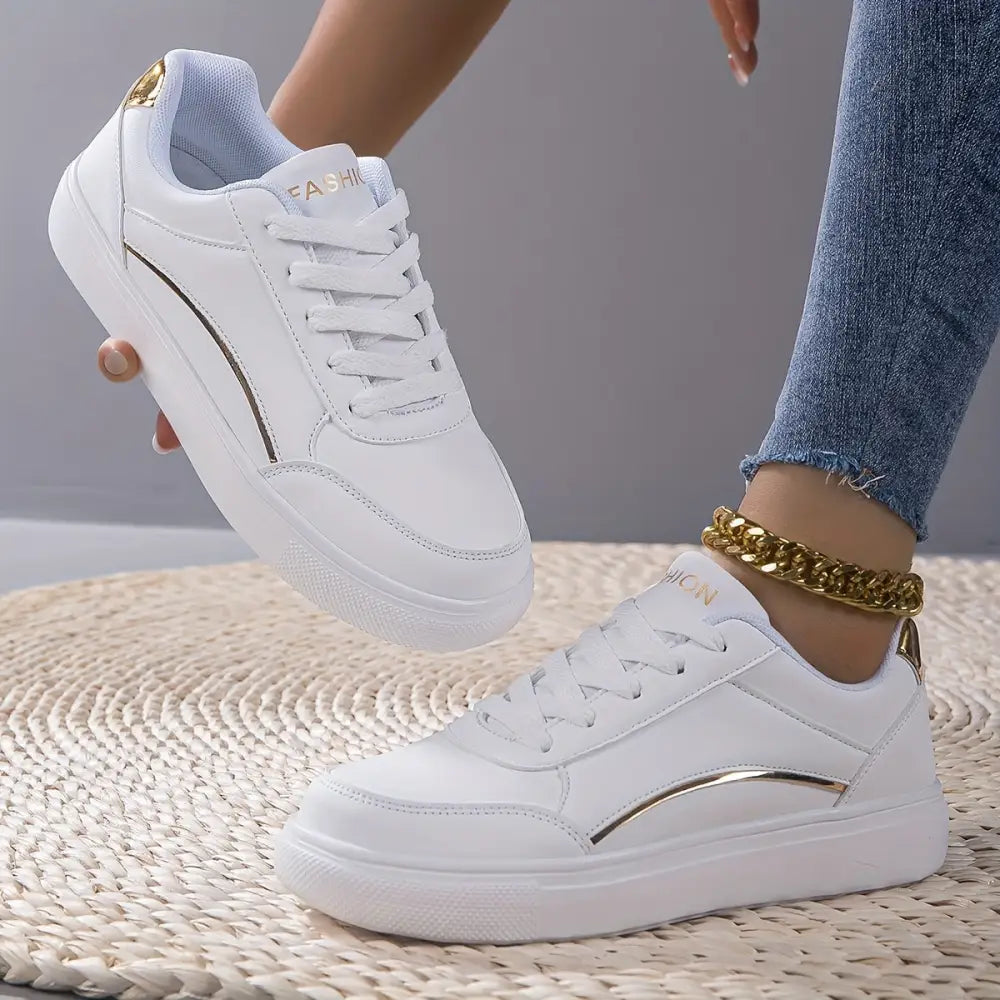 KADIN TARZ SPOR AYAKKABI 140