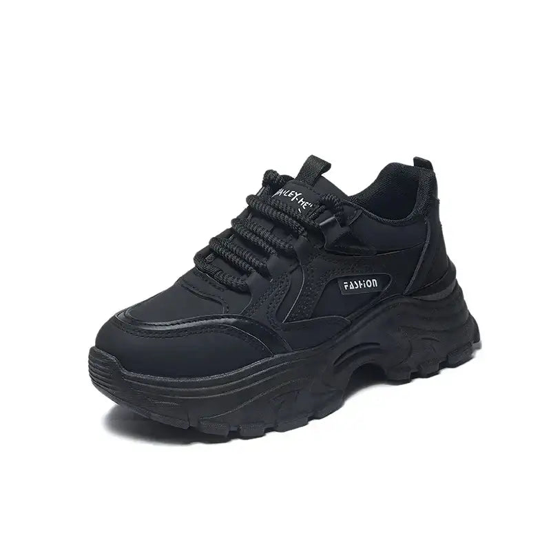 KADIN TARZ SPOR AYAKKABI 154