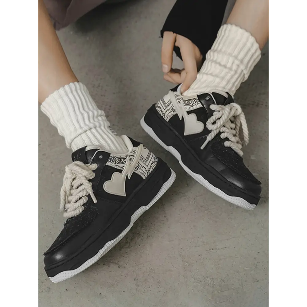 KADIN TARZ SPOR AYAKKABI 175