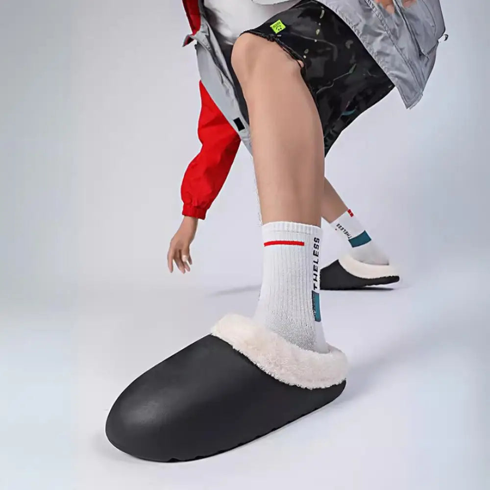 ERKEK TARZ TERLİK 306