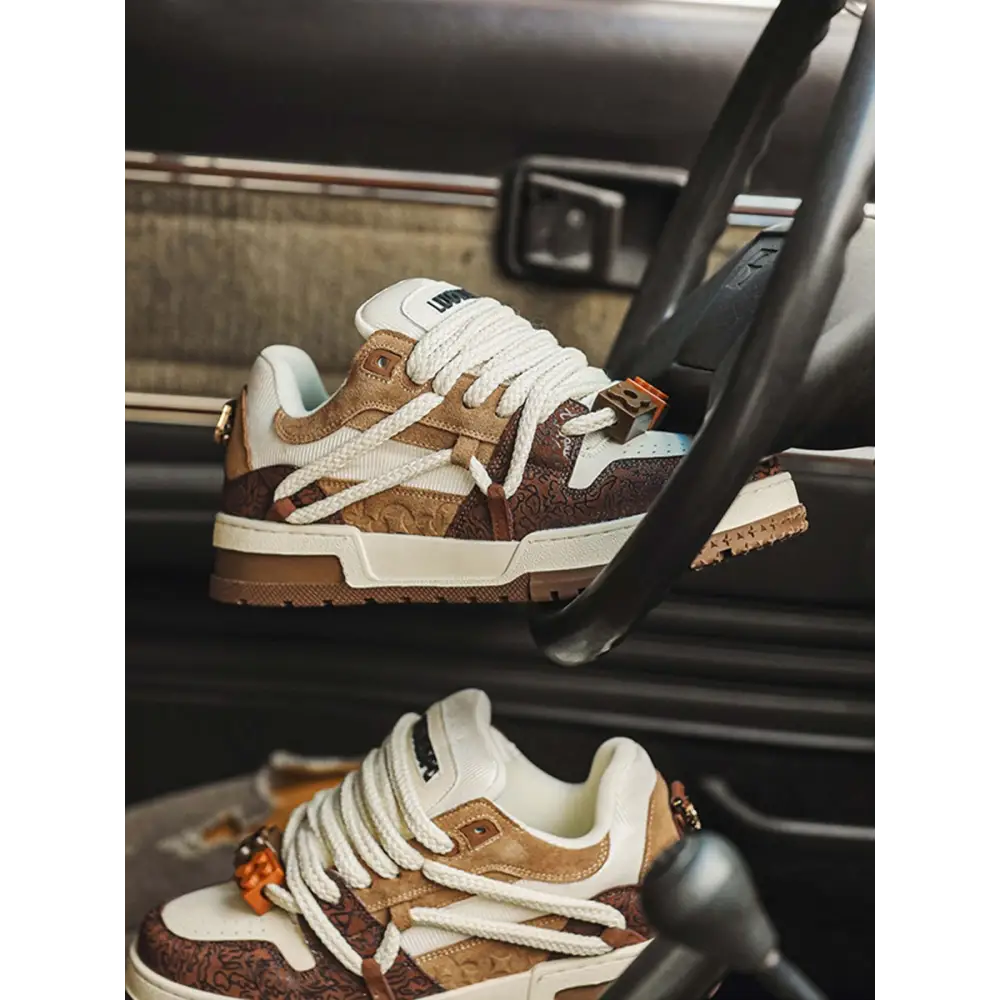 KADIN TARZ SPOR AYAKKABI 162