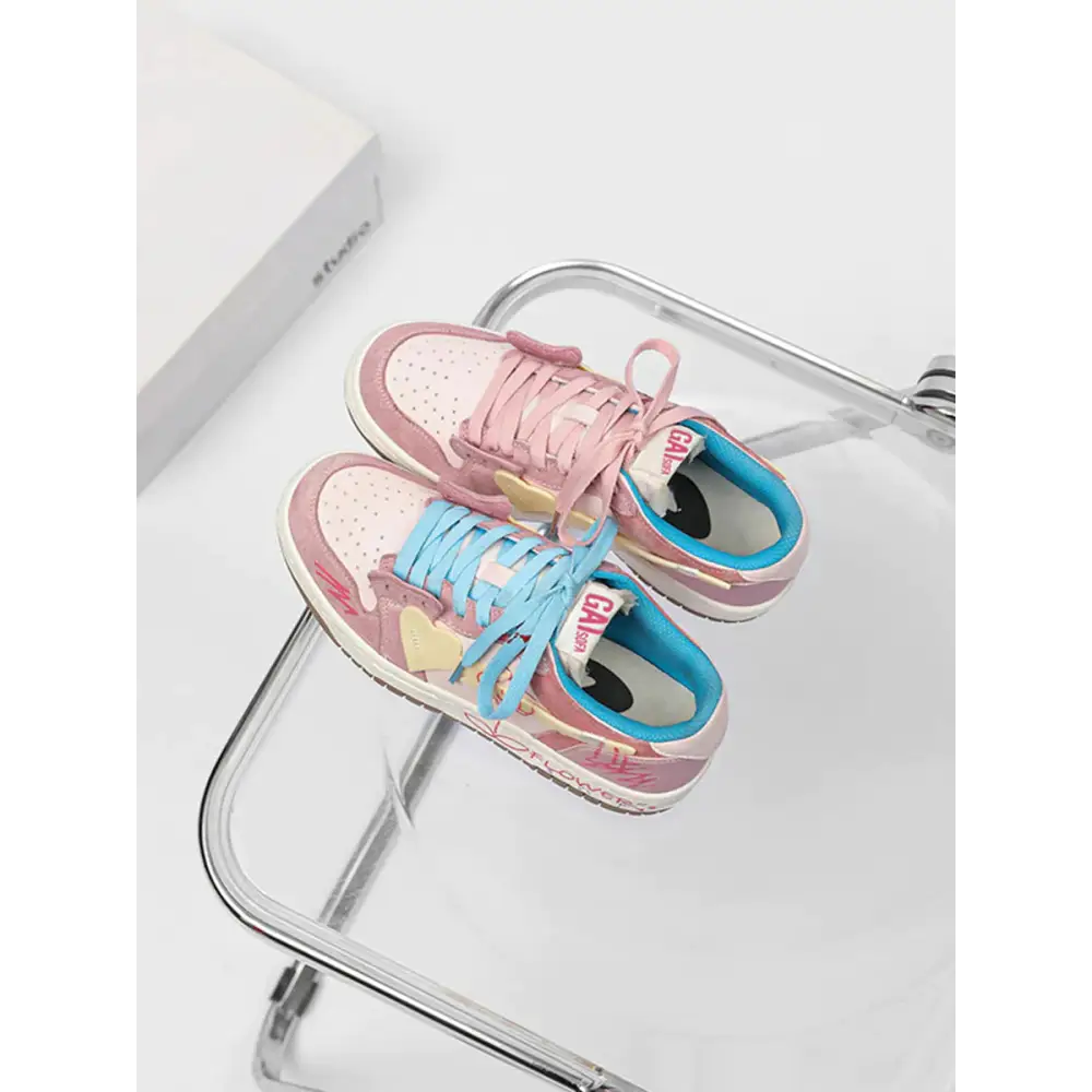 KADIN TARZ SPOR AYAKKABI 179