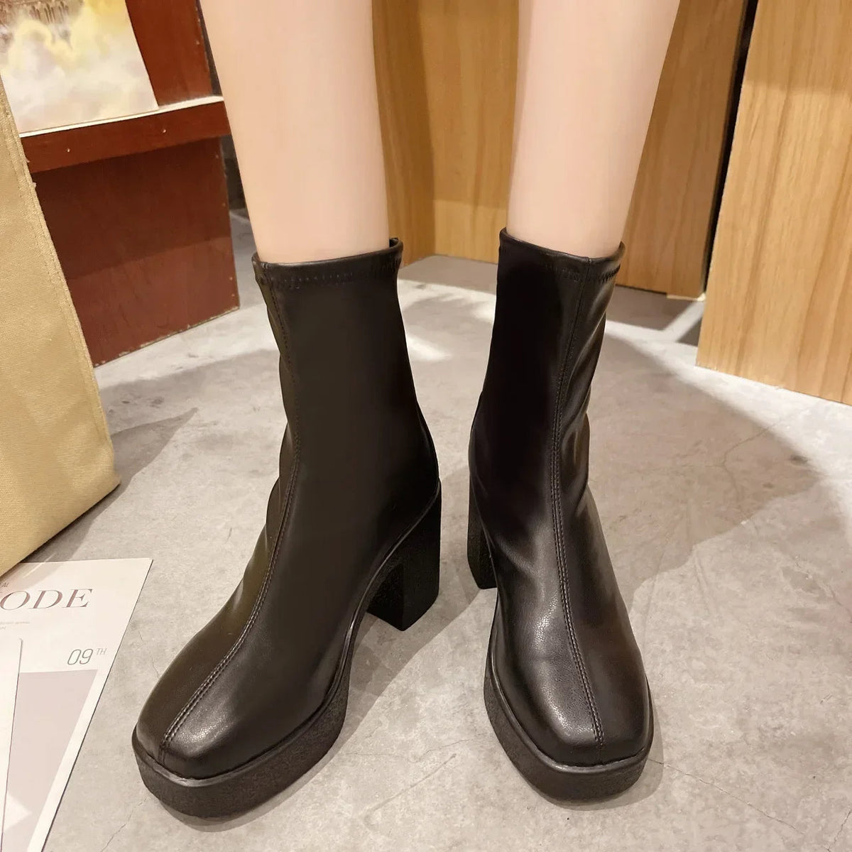 KADIN TARZ KIŞLIK BOT 339