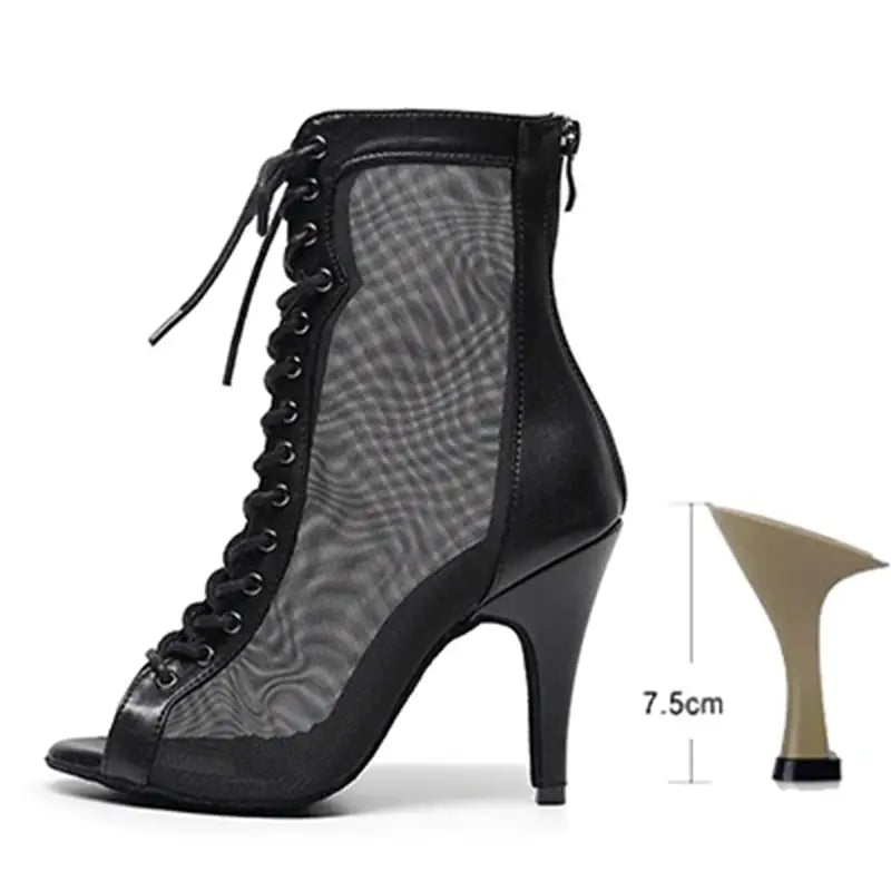 KADIN TARZ TOPUKLU AYAKKABI 199