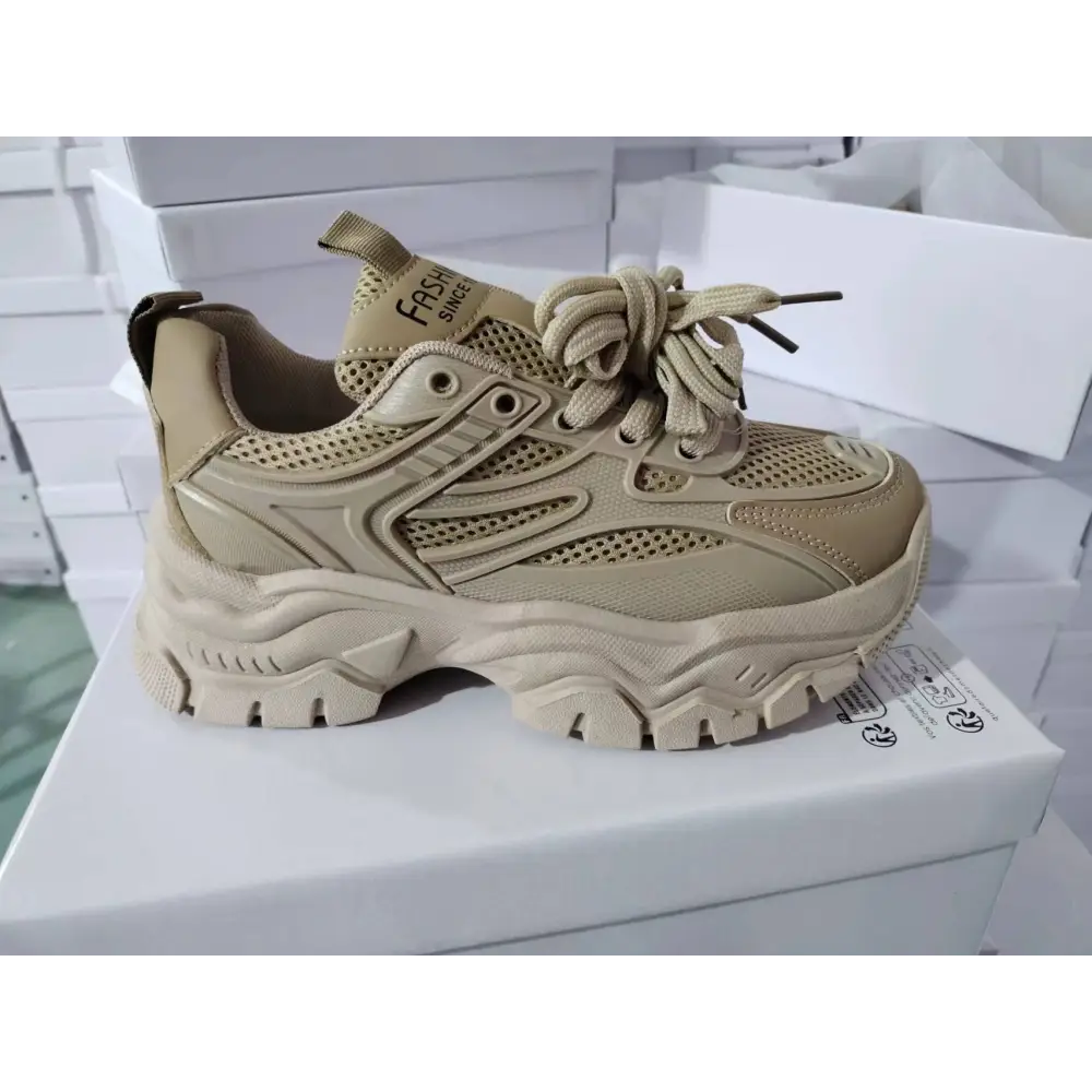 KADIN TARZ SPOR AYAKKABI 208