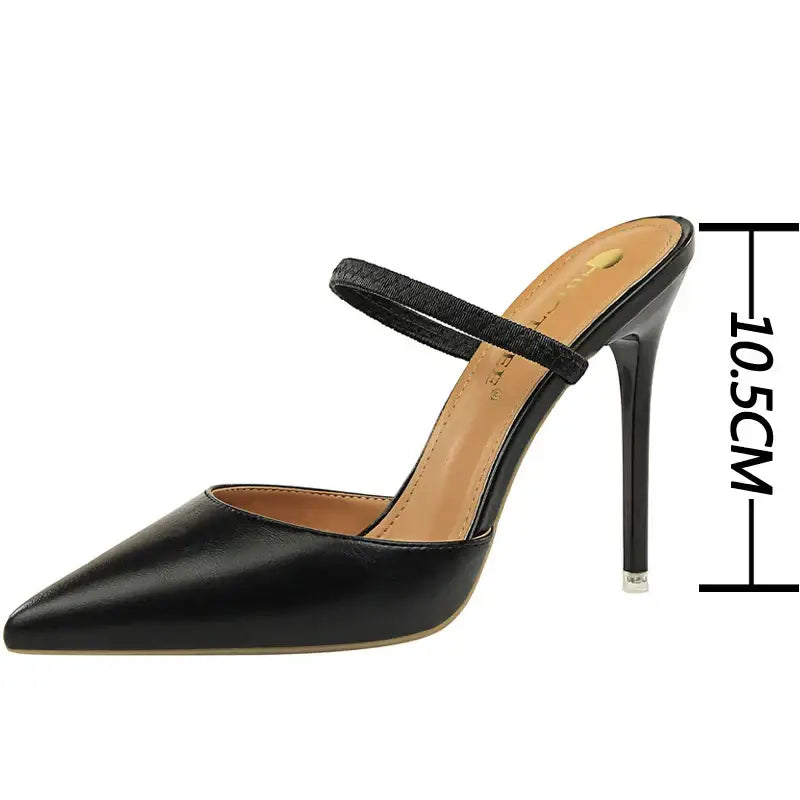 KADIN TARZ TOPUKLU AYAKKABI 203