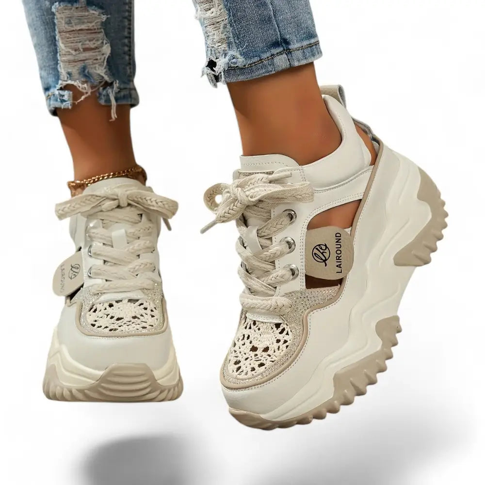 KADIN TARZ SPOR AYAKKABI 197