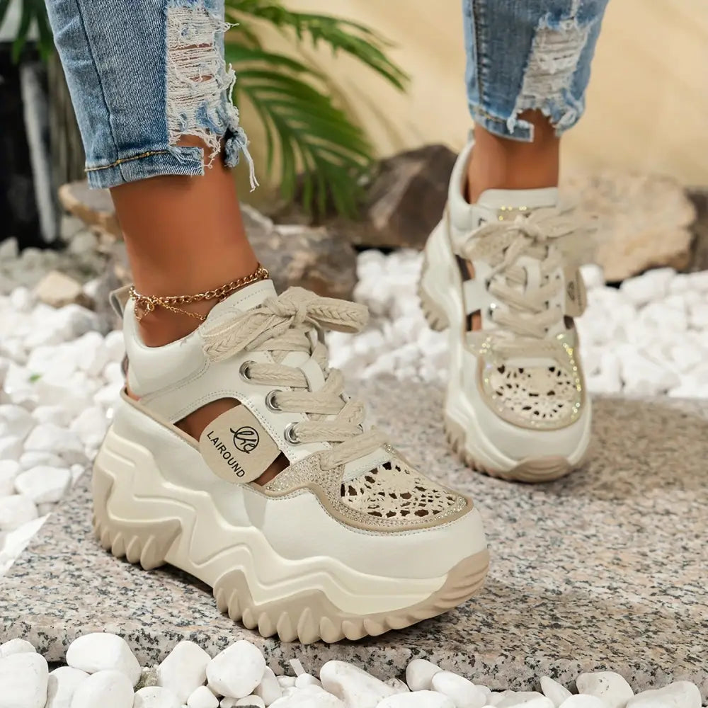 KADIN TARZ SPOR AYAKKABI 197