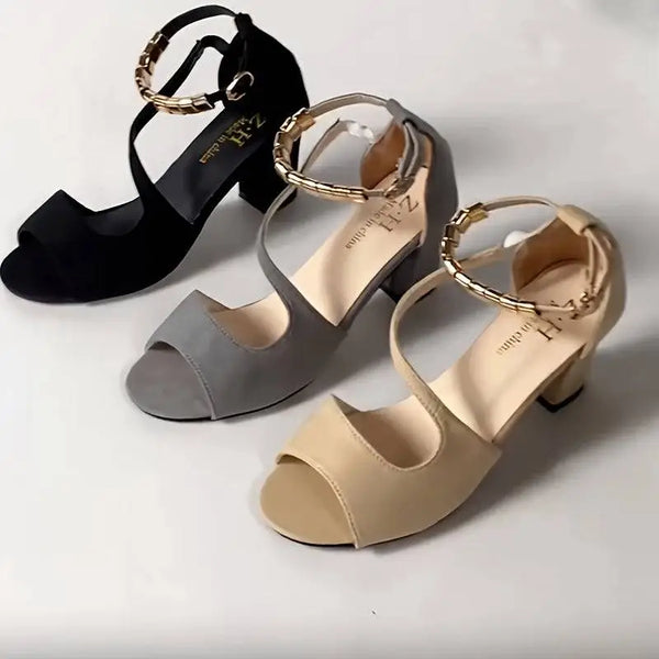 KADIN TARZ TOPUKLU AYAKKABI 210