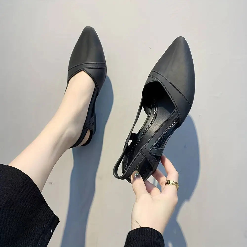 KADIN TARZ TOPUKLU AYAKKABI 213