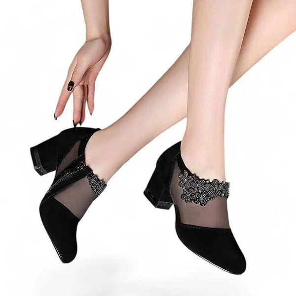 KADIN TARZ TOPUKLU AYAKKABI 214