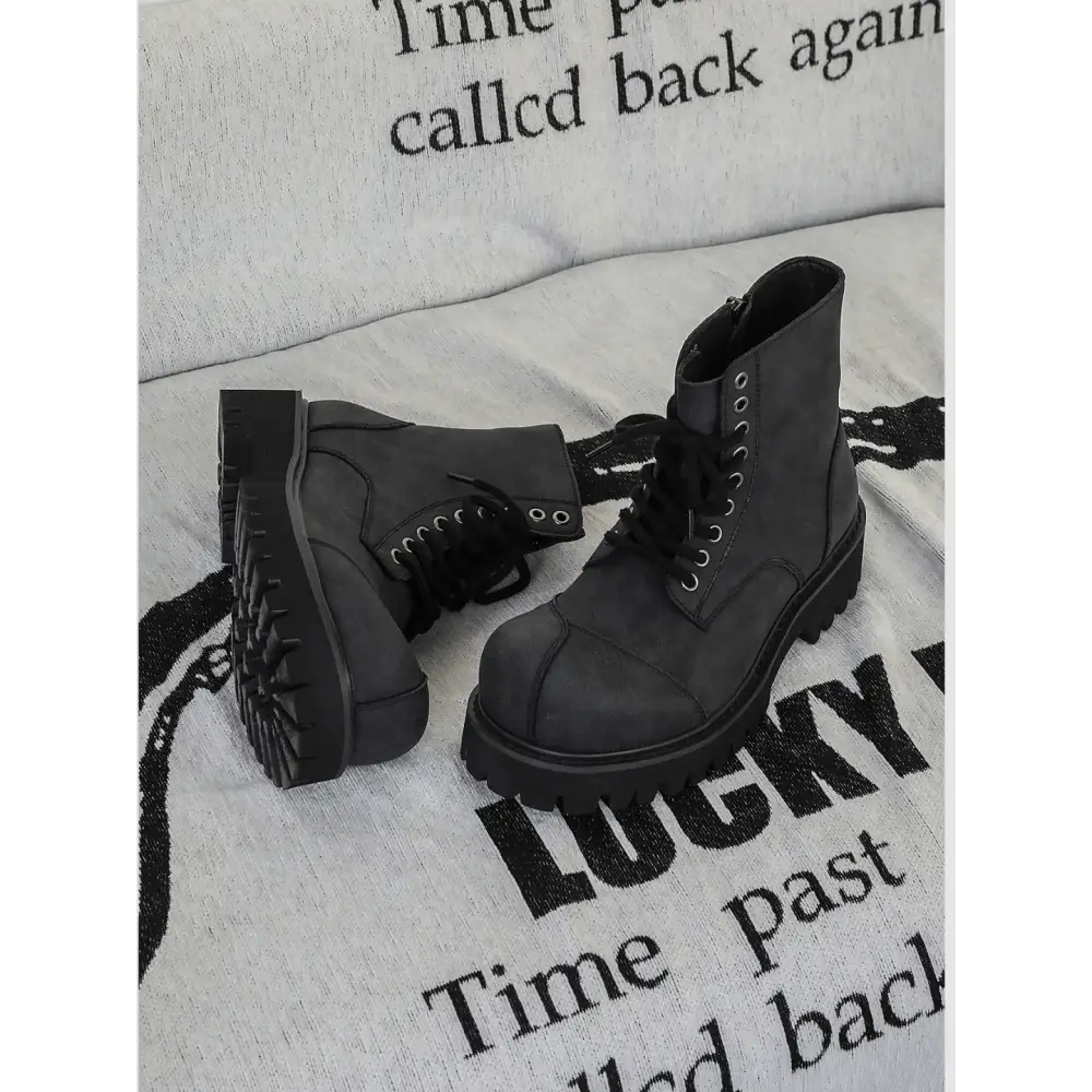 ERKEK TARZ KIŞLIK BOT 137