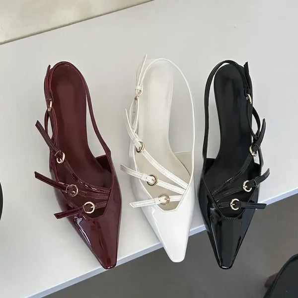 KADIN TARZ TOPUKLU AYAKKABI 185