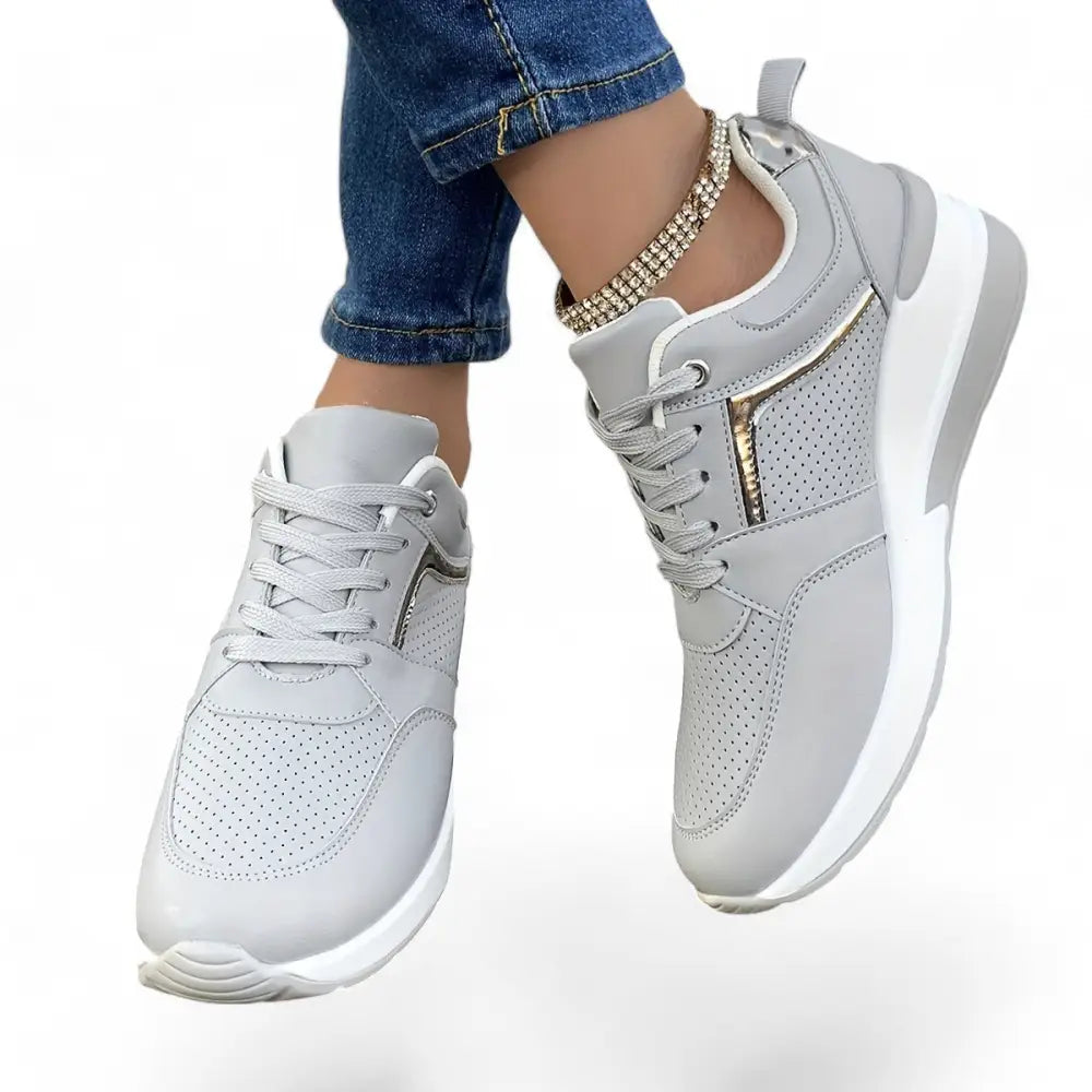 KADIN TARZ SPOR AYAKKABI 139