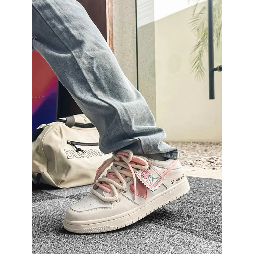 KADIN TARZ SPOR AYAKKABI 170