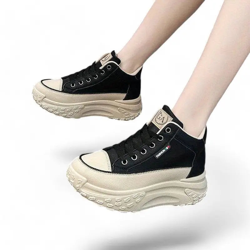 KADIN TARZ SPOR AYAKKABI 207